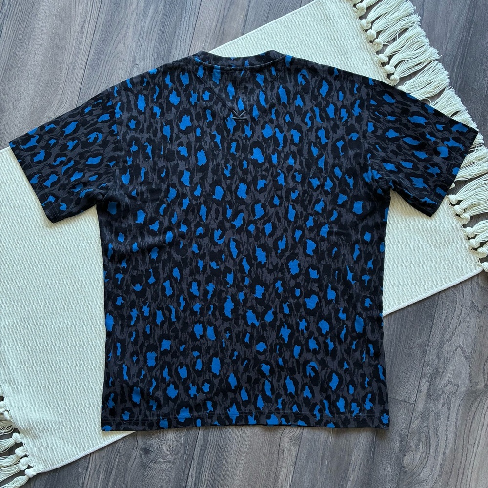 KENZO Paris Leopard Print Blue / Grey / Black T-Shirt - Picture 10 of 11